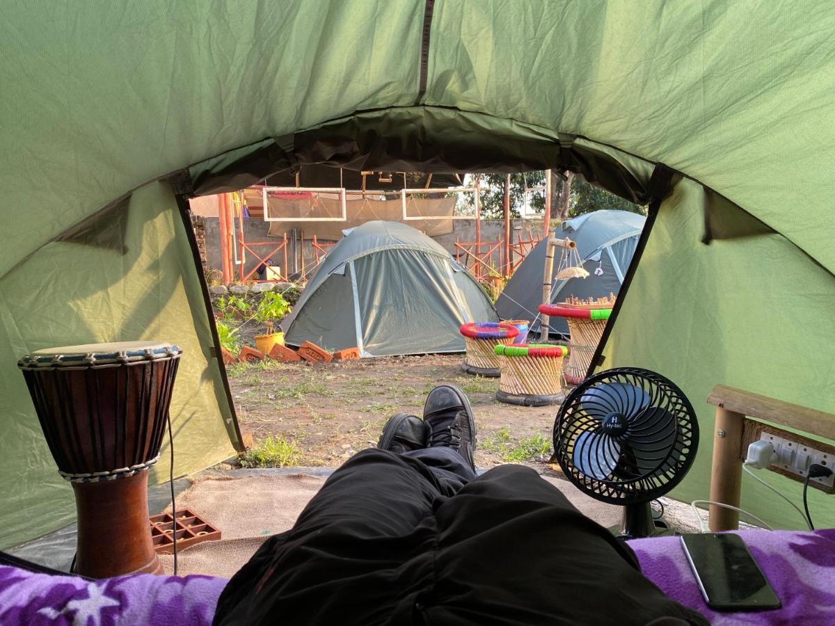 Sun N Soil Backpacker Hostel Lachhiwala Bagian luar foto