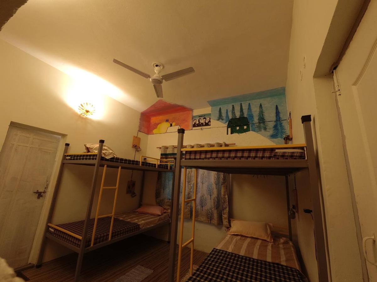 Sun N Soil Backpacker Hostel Lachhiwala Bagian luar foto