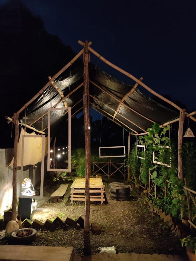 Sun N Soil Backpacker Hostel Lachhiwala Bagian luar foto